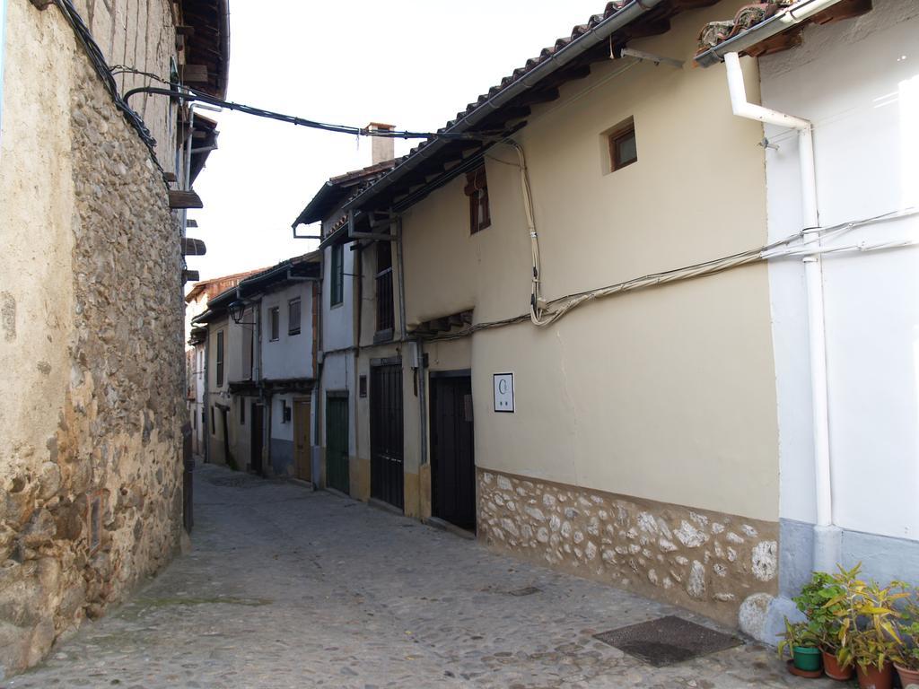 La Casa Del Vado Guest House Hervas Exterior photo
